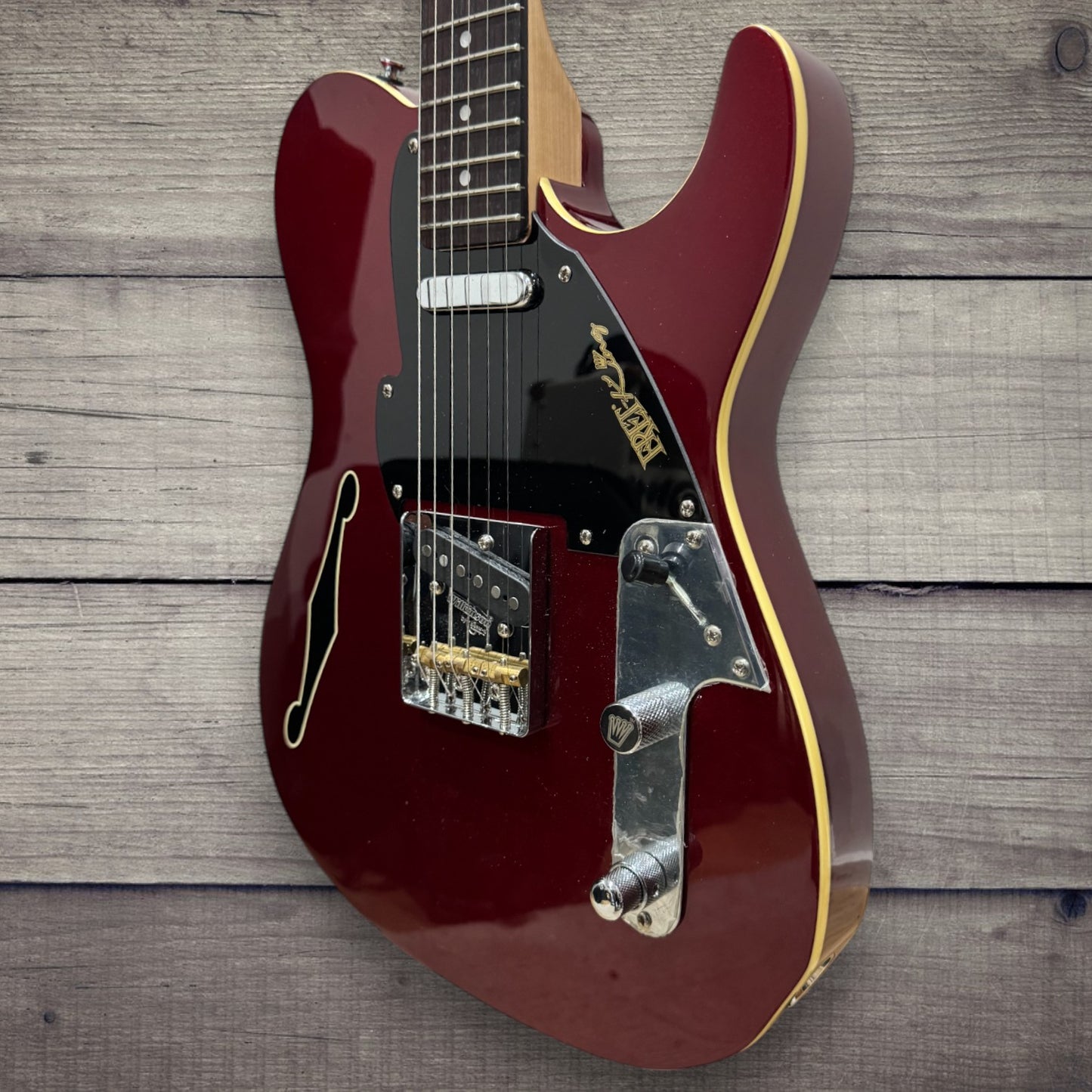Fret-King Country Squire Stealth - Candy Apple Red