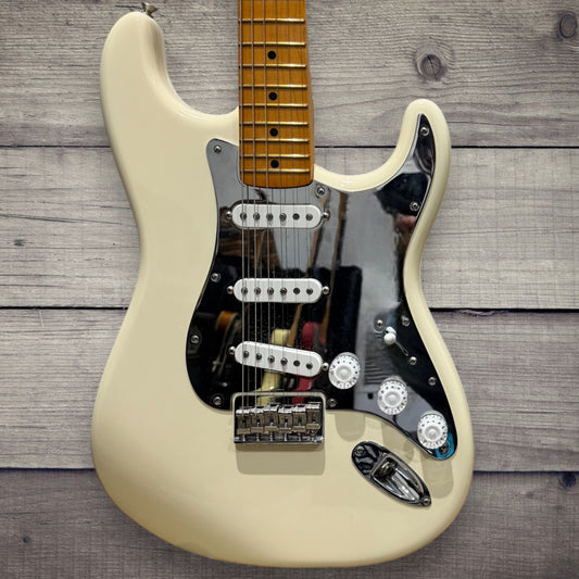 Fender Nile Rodgers Hitmaker Stratocaster, 2022