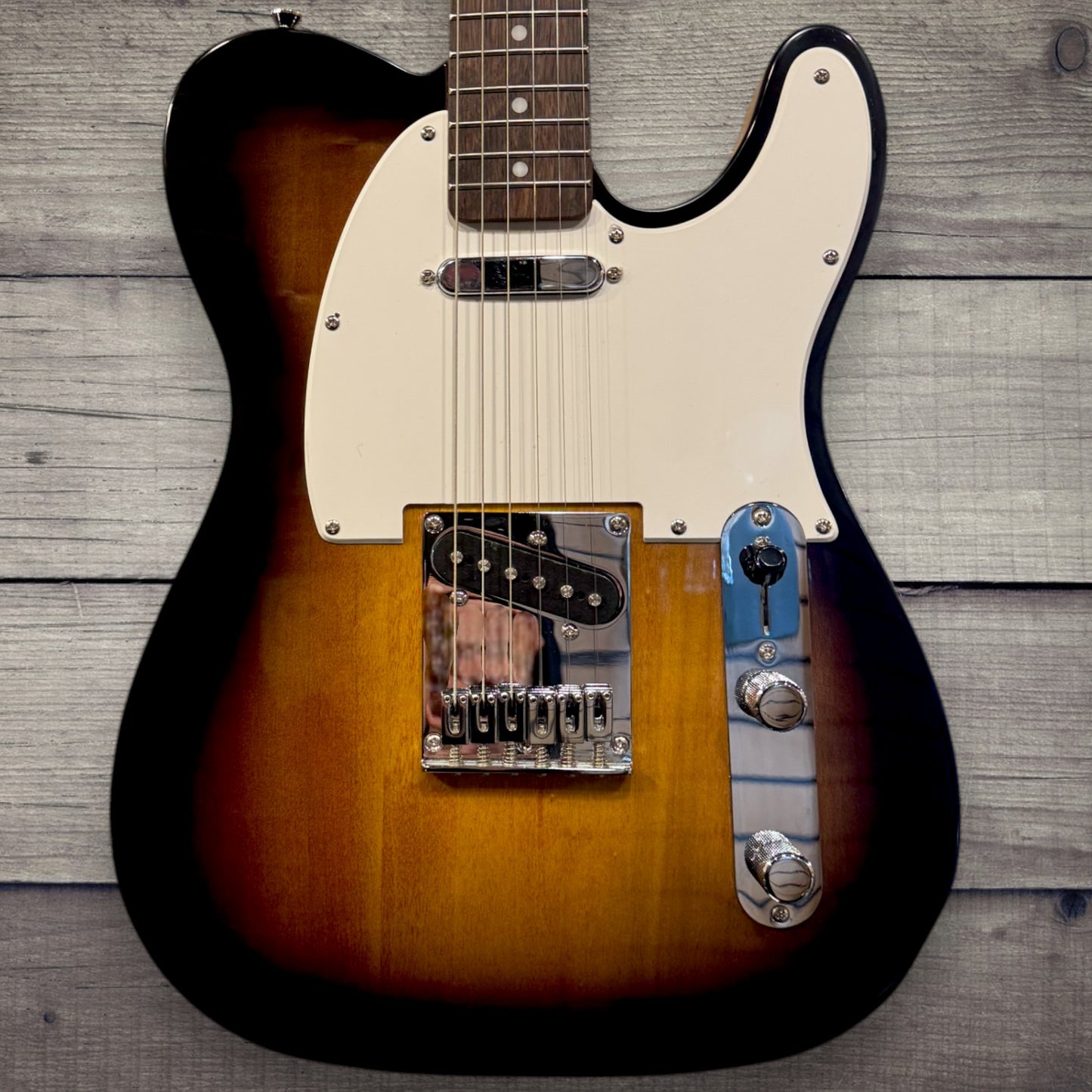 Squier Bullet Telecaster, 3-tone Sunburst, 2019